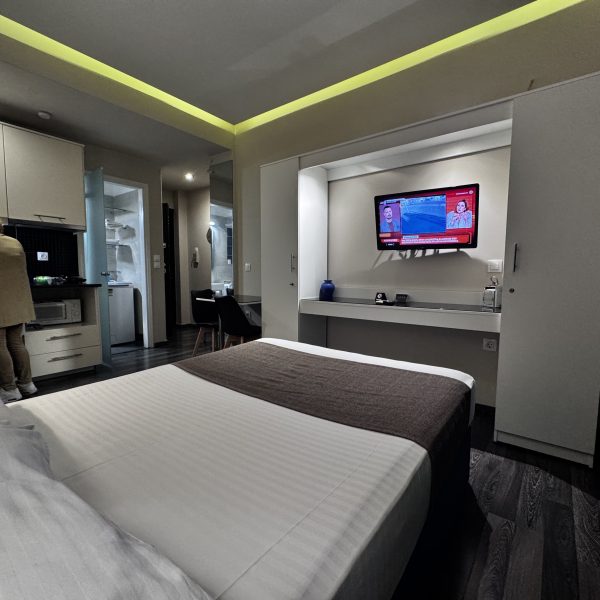 Athens Stay 20