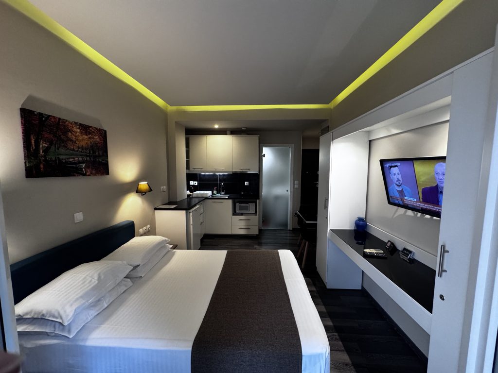 athens stay 20 studio